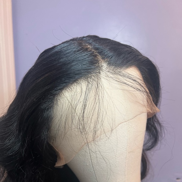 24’ HD LACE FRONTAL UNIT - Picture 4 of 9